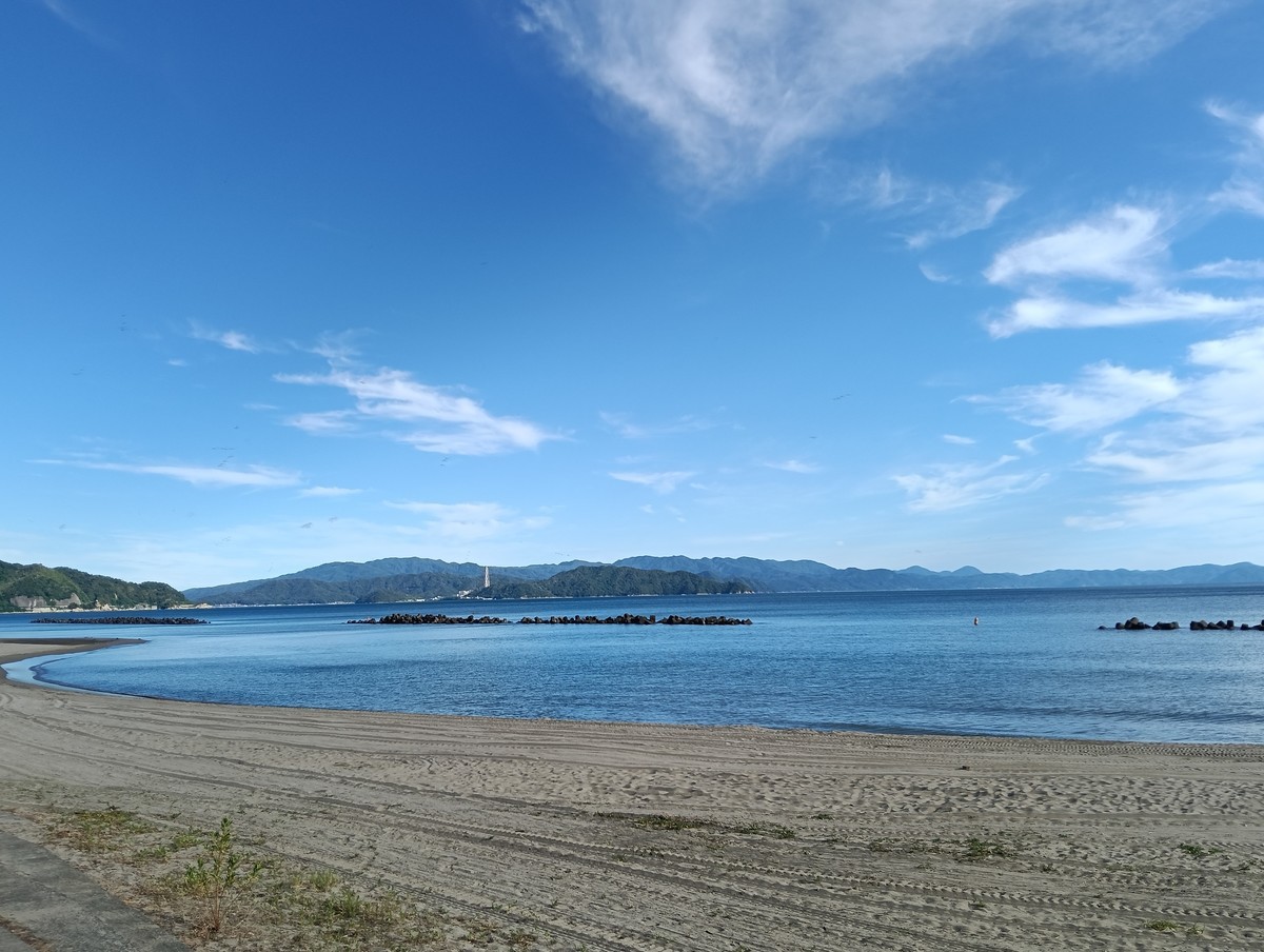 ワンショット 2025：空を見ても、吹いている風を見ても、やっと本当の夏空が来た感じが！！　7月14日