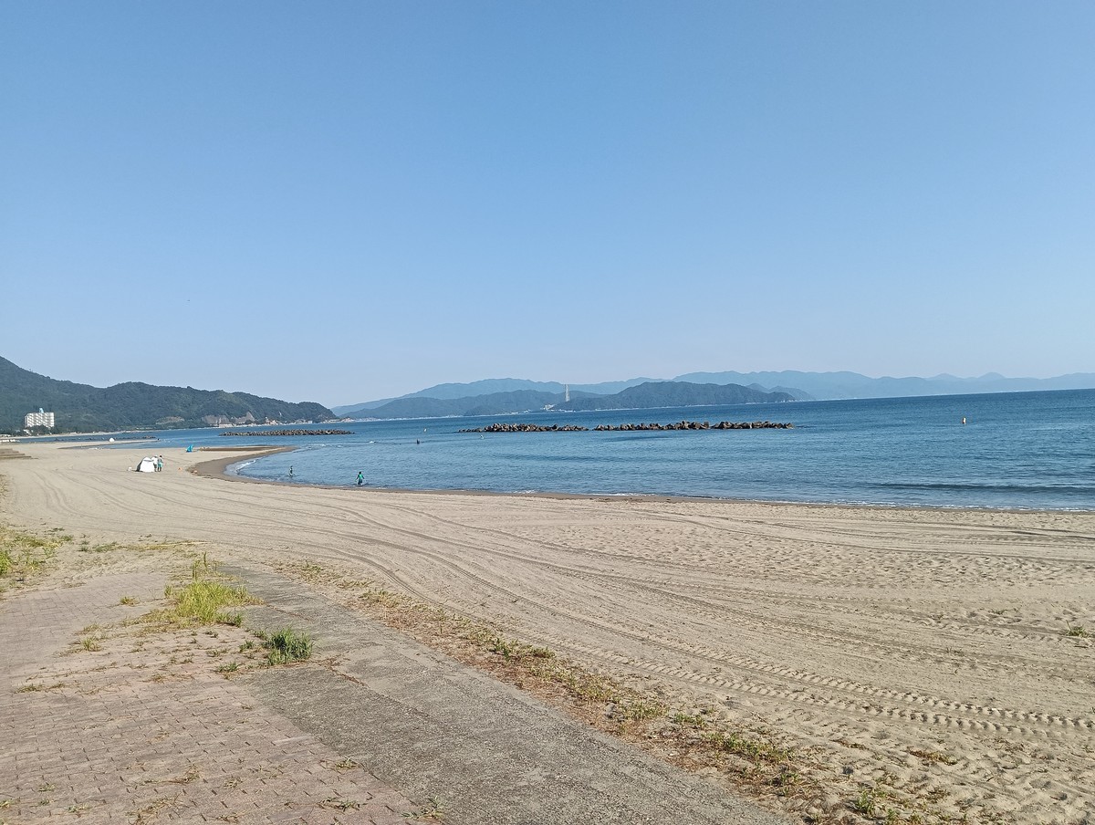 ワンショット 2025：太平洋側に台風が有り太平洋沿岸は波が出て来てます、日本海側は？　　7月30日